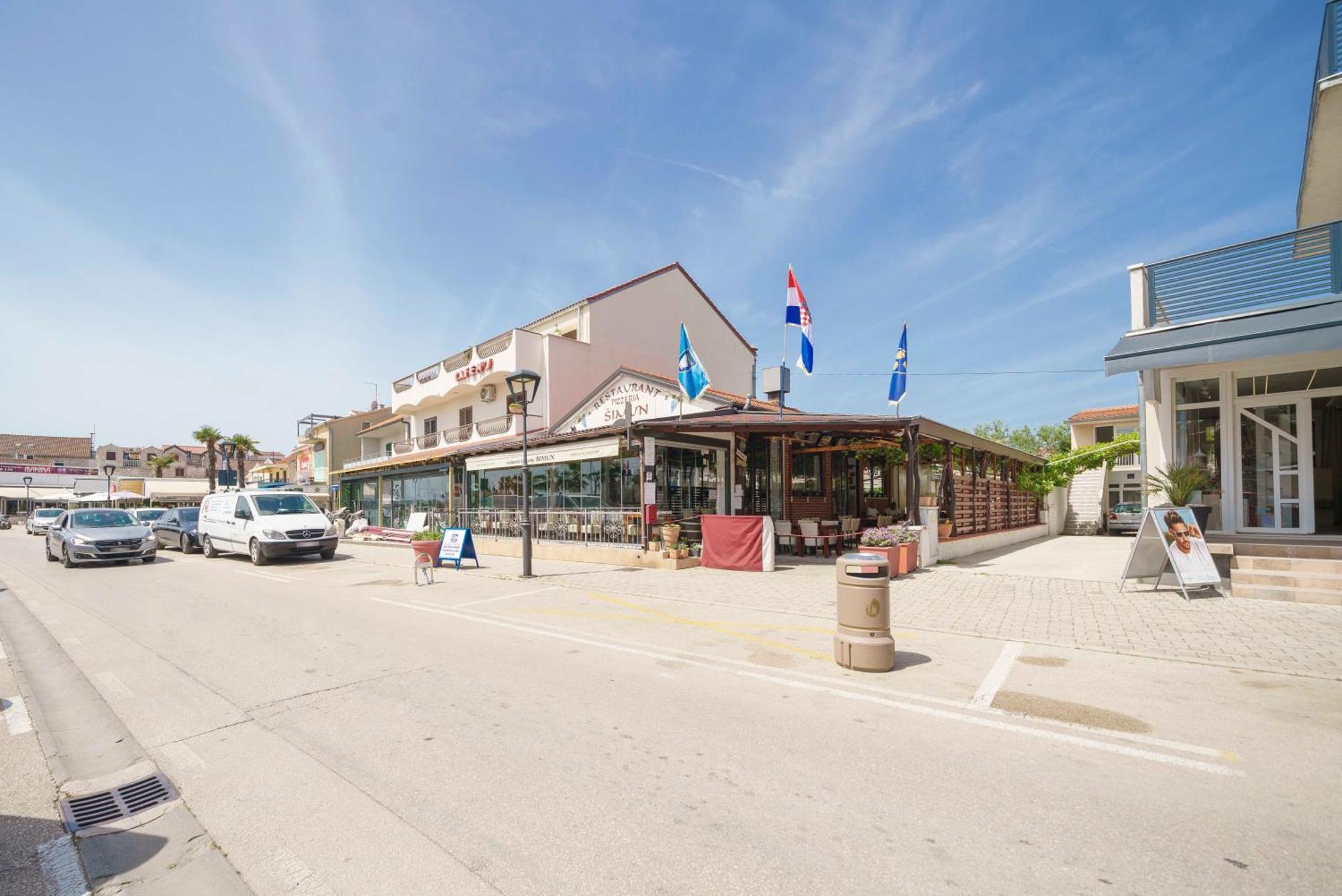 Apartments Vitis - City Centre - Free Parking Vodice Esterno foto