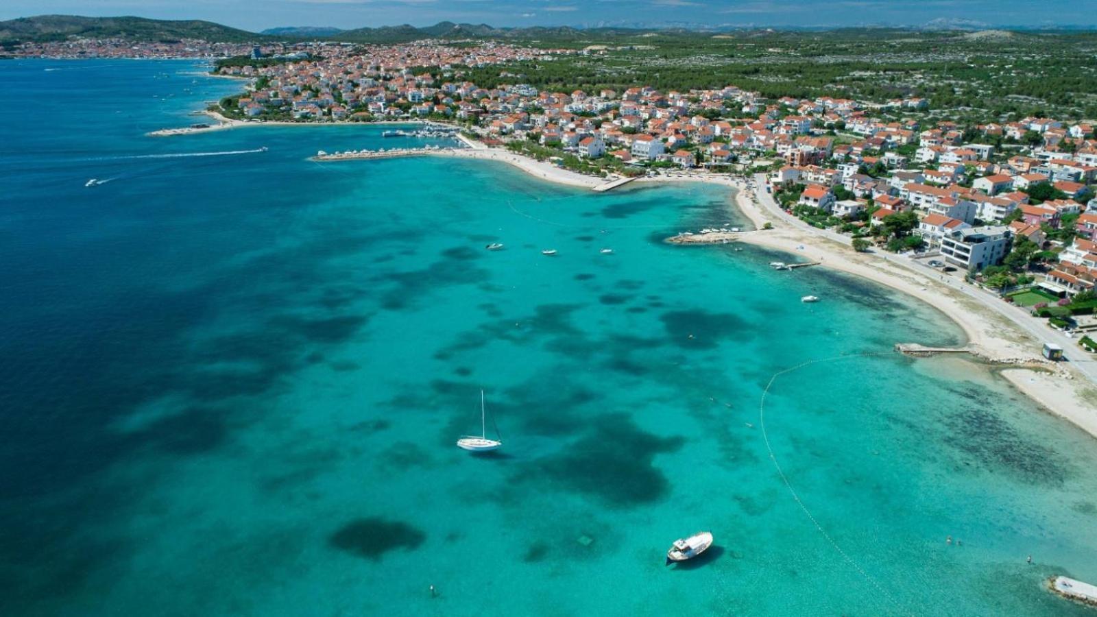 Apartments Vitis - City Centre - Free Parking Vodice Esterno foto
